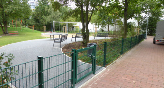 „Wohnhaus Laher Kirchweg 1-3″ Außenanlage – Hannover-Bothfeld