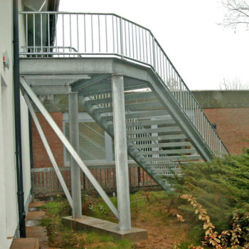 Gebäudetreppe